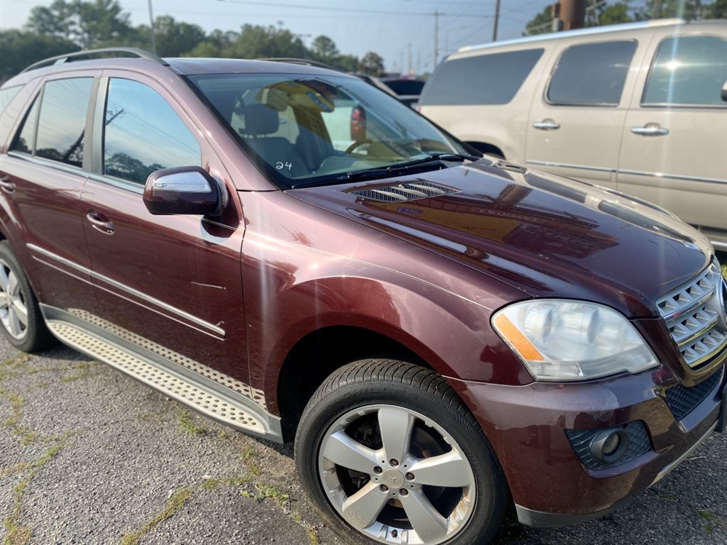 2009 Mercedes-Benz M-Class ML350's photo